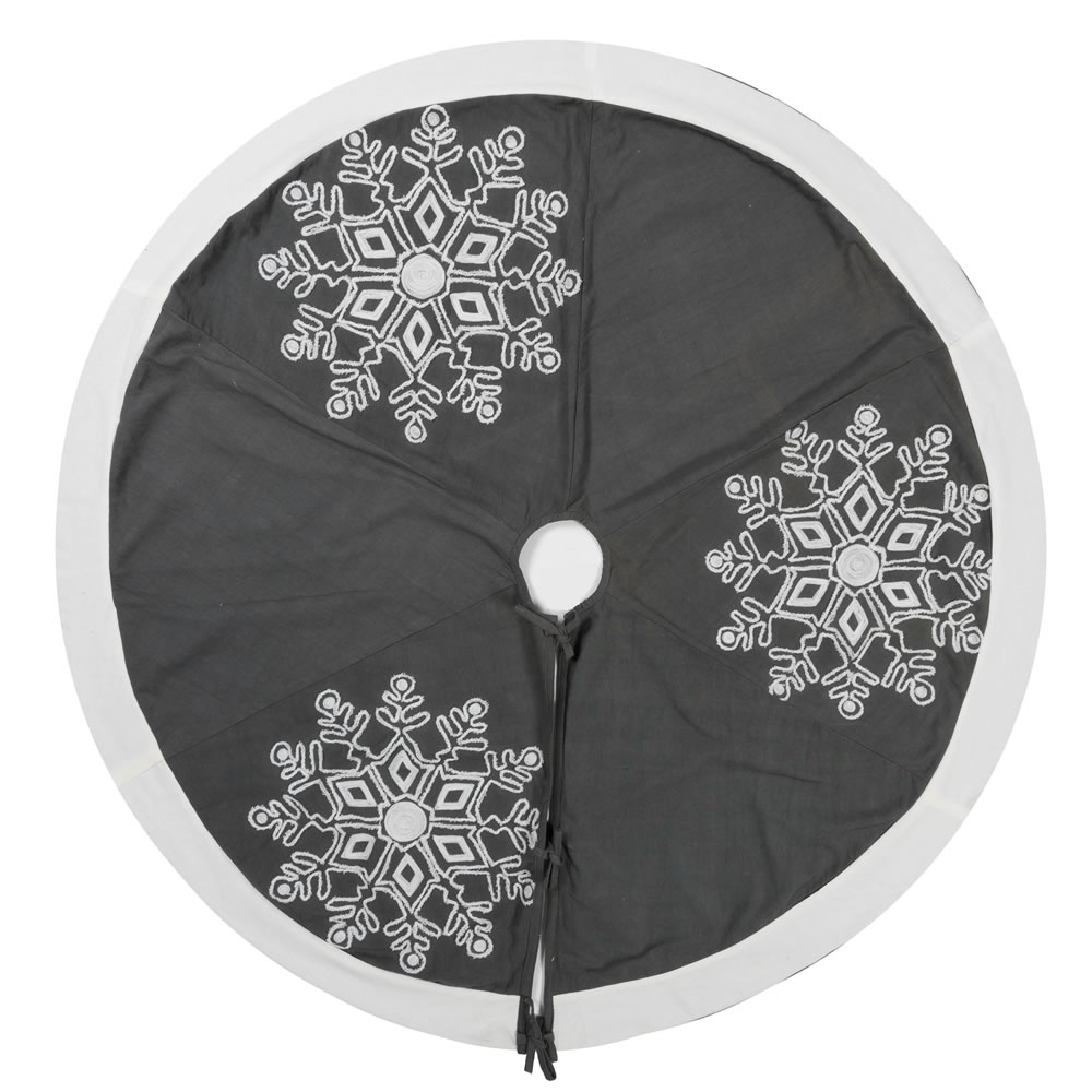 60 Inch Frosted Grey Duck Cloth Pure White Trim With Embroidered Motif Winter Snowflake Decorative Christmas Tree Skirt