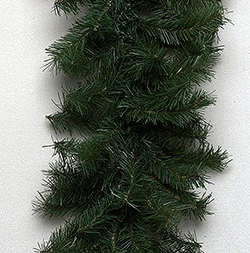 9 Foot Canadian Pine Garland 50 Muli Lights