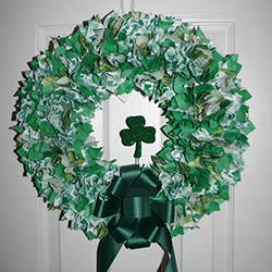 18 Inch St Patricks Day Shamrocks Wreath