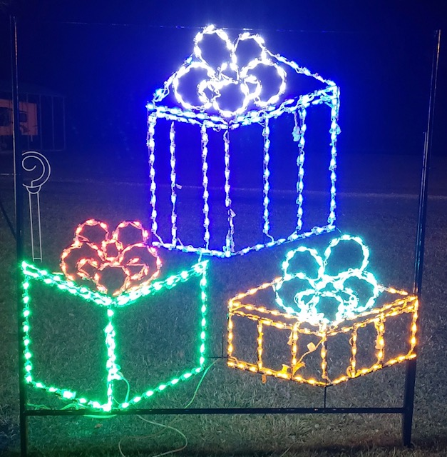 Christmas Gift Trio LED Lighted Outdoor Commercial Christmas Decoration
