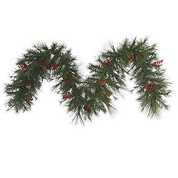 Christmastopia.com - 9 Foot Big Cascade Berry Garland