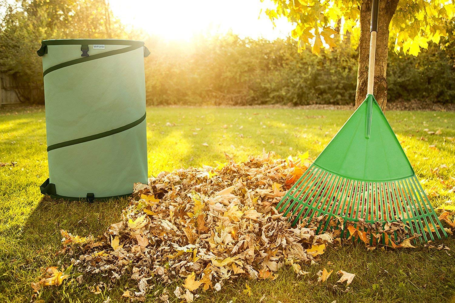 30 Gallon Smart Collapsible Canvas Garden Waste Bag and Holder With Larg Leaf Hand Rakes