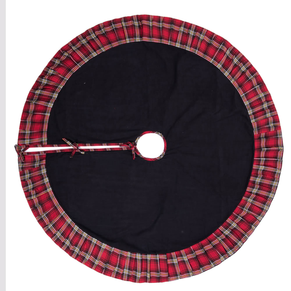 Black Red Plaid and Pleated Duckcloth Scotsman Decorative Christmas Tree Skirt