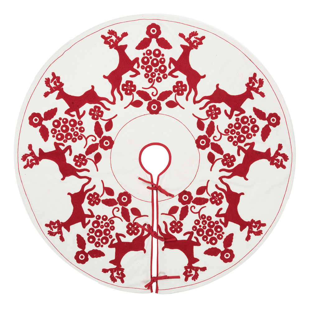 60 Inch White With Red Reindeer Design Cotton Scandia Decorative Christmas Tree Skirt