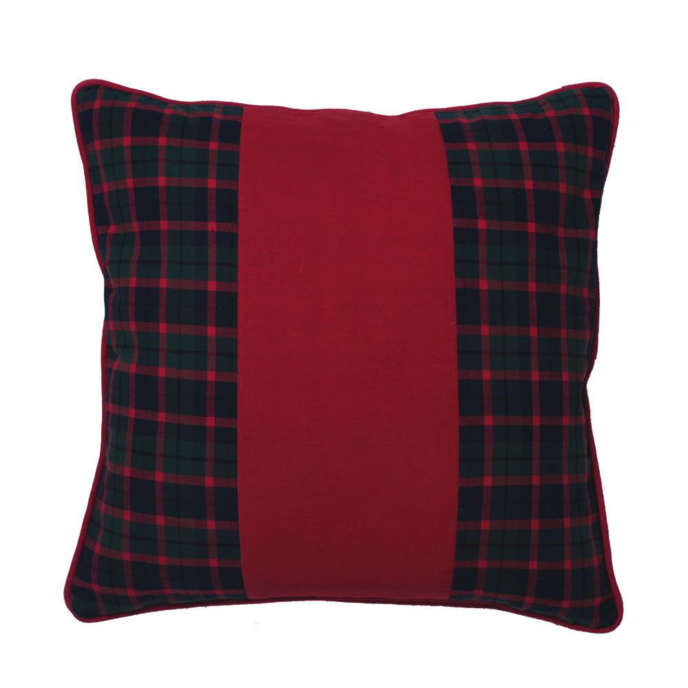 Traditional Highlands Holiday Plaid Decorative Christmas Pillow
